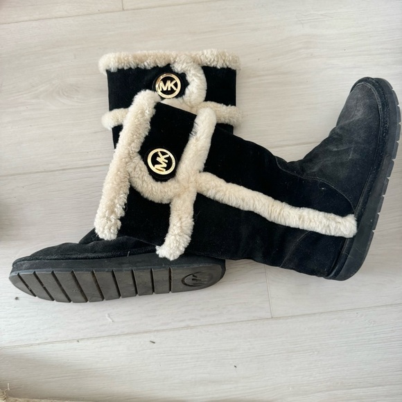 Michael Kors - Black Winter Tall II boots - Suede - Picture 1 of 9